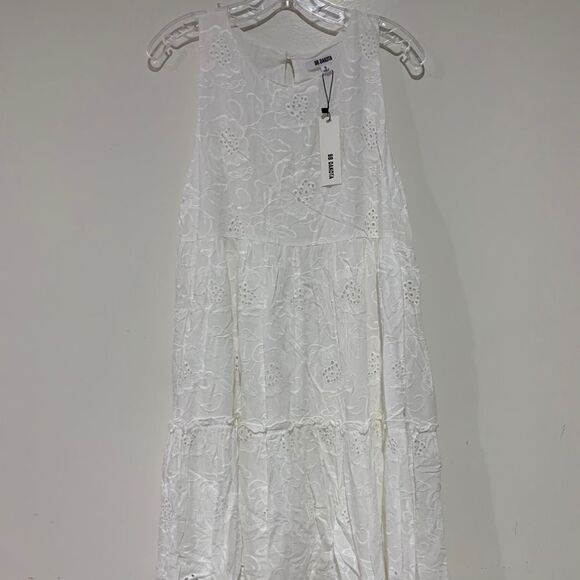 BB Dakota Tier it up White Dress NWT - Picture 1 of 3